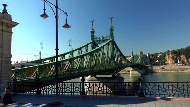 Bridge River Danube Budapest Hungary Shot Uhd — Stock Video