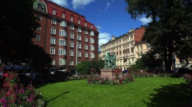 Helsinki. Manzaralar. Şehir sokakları. Finlandiya. 4K, UHD 'de çekilmiş..