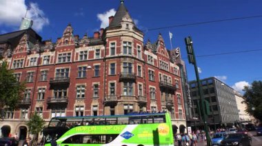 Helsinki. Manzaralar. Şehir sokakları. Finlandiya. 4K, UHD 'de çekilmiş.