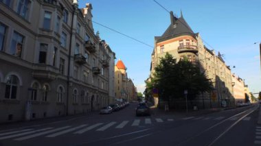 HELSINKI, FINLAND - YAZ 2015 Helsinki. Manzaralar. Şehir sokakları. Finlandiya. 4K, UHD 'de çekilmiş.
