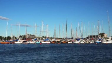 Liman, Helsinki 'deki liman. 4K, UHD 'de çekilmiş.