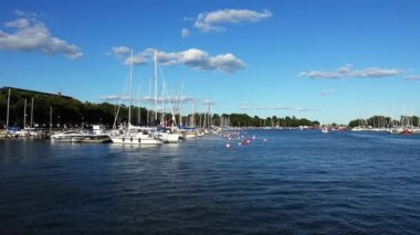 Liman, Helsinki 'deki liman. 4K, UHD 'de çekilmiş.