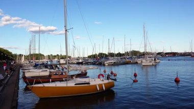 Liman, Helsinki 'deki liman. 4K, UHD 'de çekilmiş.