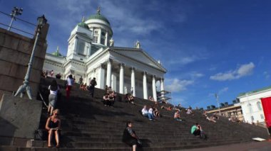 Senato Meydanı 'ndaki Lutheran Katedrali, Helsinki. 4K, UHD 'de çekilmiş.