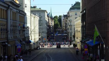 Helsinki. Manzaralar. Şehir sokakları. Finlandiya. 4K, UHD 'de çekilmiş.