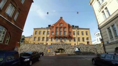 Helsinki. Manzaralar. Şehir sokakları. Finlandiya. 4K, UHD 'de çekilmiş..