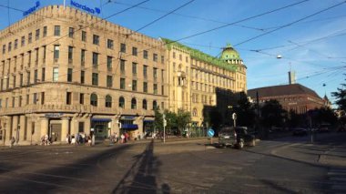 Helsinki. Manzaralar. Şehir sokakları. Finlandiya. 4K, UHD 'de çekilmiş.