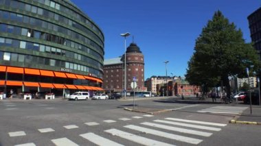 Helsinki. Manzaralar. Şehir sokakları. Finlandiya. 4K, UHD 'de çekilmiş.