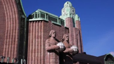 Helsinki 'deki tren istasyonu. 4K içinde video 