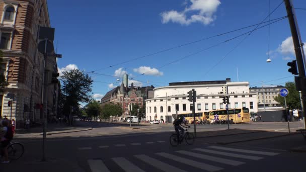 ヘルシンキ フィンランド 2015年夏 ヘルシンキ 目撃者だ 街の通りだ フィンランドだ Uhdで撮影 — ストック動画