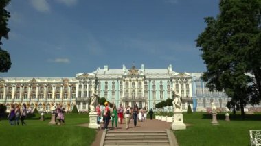 Catherine Sarayı. Puşkin. Catherine Park. Tsarskoye Selo. Mimari. Anıtlar. Saraylar. 4K 'da video, UHD