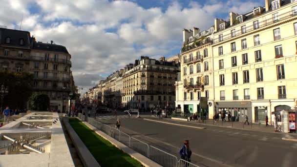 Στο Παρίσι Αρχιτεκτονική Αξιοθέατα Παλιά Σπίτια Δρόμους Και Γειτονιές Εικονικές — Αρχείο Βίντεο