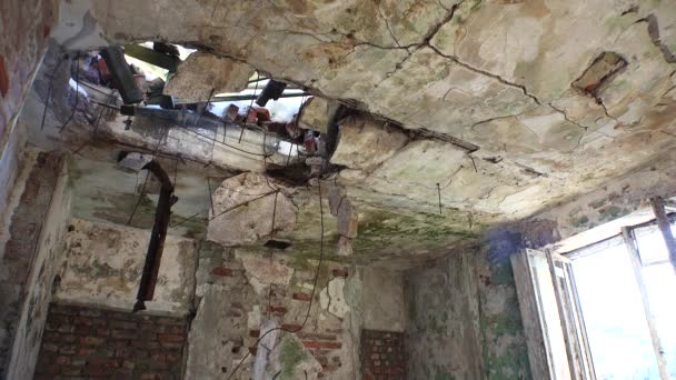 Ruine Resturi Din Vechea Casă Cărămidă Video Uhd Timp Real — Videoclip de stoc