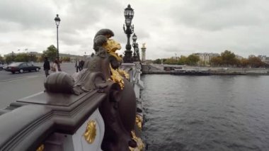 Paris 'teki Seine Nehri. Fransa. 4K 'da video, UHD