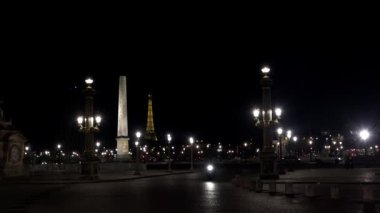 Paris mi? Mimarlık, eğlence, eski evler, sokaklar ve mahalleler. İkonik yerler. 4K, UHD 'de çekilmiş.