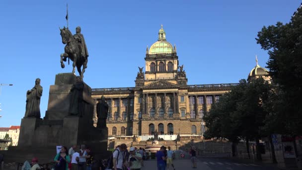 Prag Tschechische Republik Sommer 2015 Historischer Wenzelsplatz Und Nationalmuseum Prag — Stockvideo