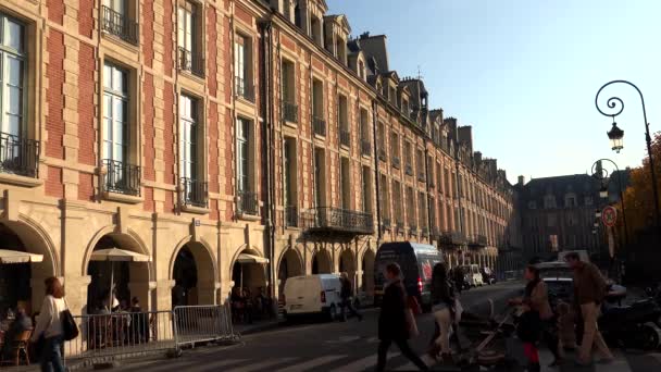 Place Des Vosges Paryżu Francji Film Rozdzielczości Uhd — Wideo stockowe