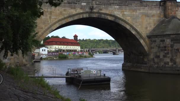 Puente Carlos Praga República Checa Video Uhd — Vídeo de stock