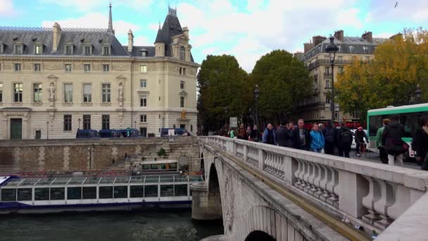 Râul Sena Din Paris Franţa Video Uhd — Videoclip de stoc