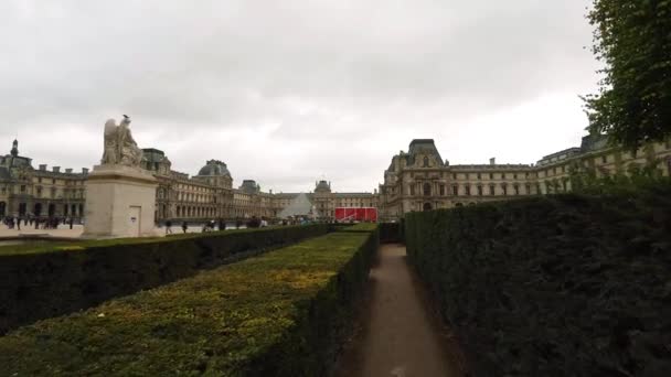 Louvre Famous Art Museum Paris France Video Uhd — Stock Video