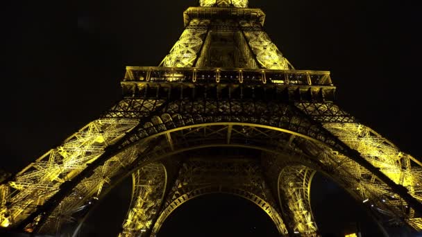 Eiffeltoren Parijs Goedenacht Frankrijk Neergeschoten Uhd — Stockvideo