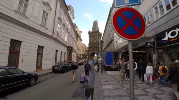 Πραγουε Τσεχικη Δημοκρατια Καλοκαιρι 2015 Πύργος Σκόνη Στην Πράγα Τσεχική — Αρχείο Βίντεο