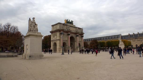 Der Triumphbogen Triomphe Carrousel Vor Dem Louvre Paris Frankreich Video — Stockvideo