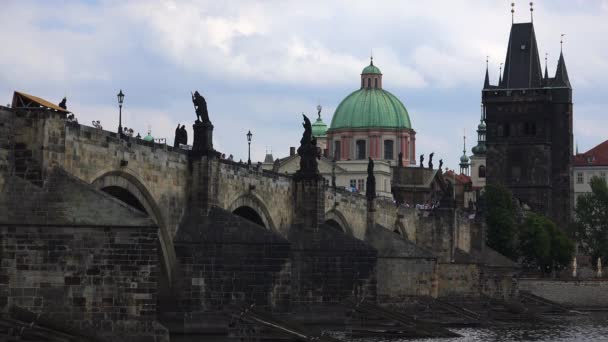 Puente Carlos Praga República Checa Video Uhd — Vídeos de Stock