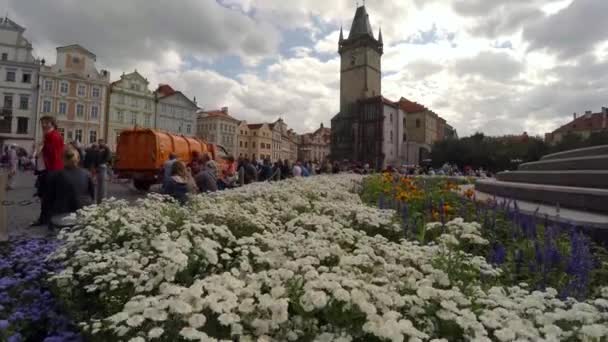 プラハ チェコ共和国 2015年夏 プラハの旧市街広場 チェコ共和国 Uhdでのビデオ リアルタイム — ストック動画