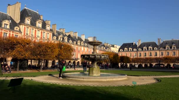 Place Des Vosges Paris Franţa Video Uhd — Videoclip de stoc