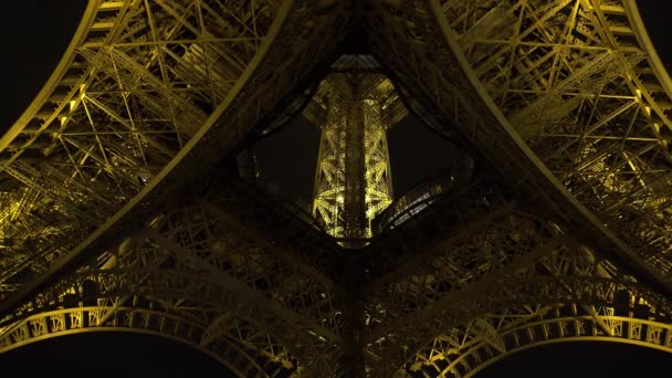 Eiffeltoren Parijs Goedenacht Frankrijk Neergeschoten Uhd — Stockvideo