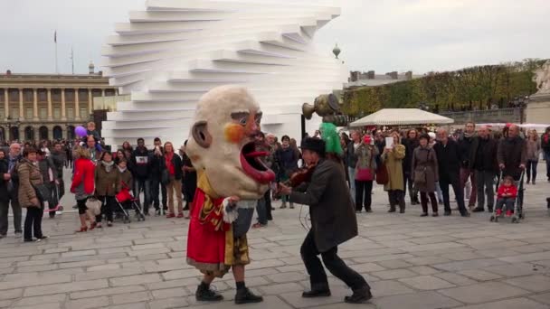 Straßentheater Künstler Paris Frankreich Video Uhd — Stockvideo