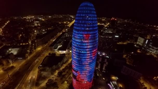 Hava Görüntüsü Barcelona Daki Torre Agbar Spanya Prores Geceler Video — Stok video