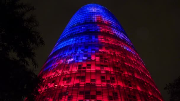 Torre Agbar Στη Βαρκελώνη Ισπανία Νύχτα Βίντεο Uhd — Αρχείο Βίντεο