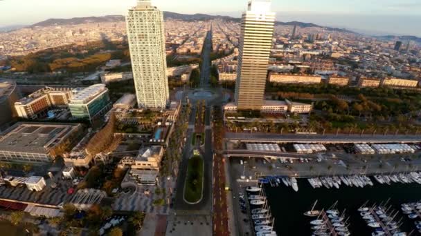 Luchtfoto Barcelona Architectuur Gebouwen Straten Spanje Video Uhd Prores — Stockvideo