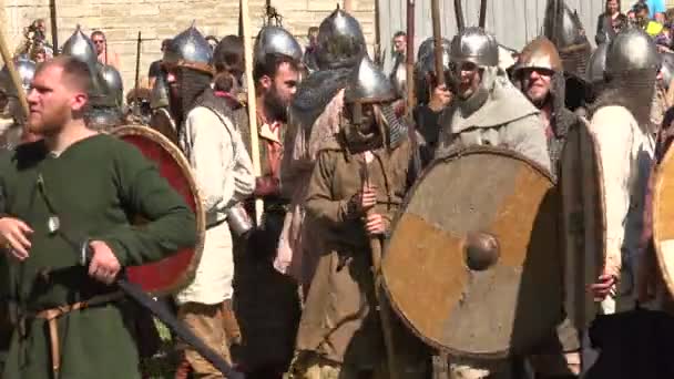 Στρατόπεδο Των Βίκινγκς Βίκινγκς Πριν Μάχη Μεσαιωνικά Πολεμιστές Βίντεο Uhd — Αρχείο Βίντεο