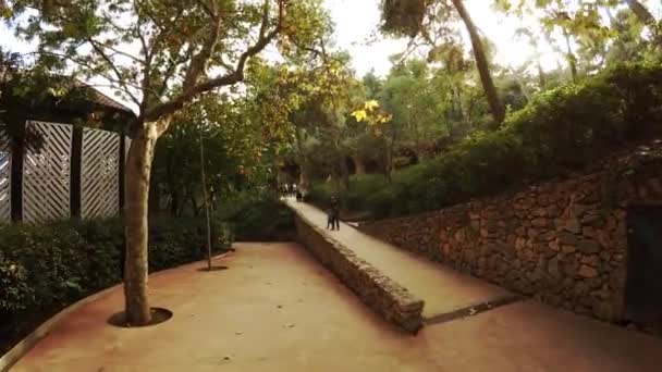 Park Guell Gaudi Barcelona Hiszpanii Film Rozdzielczości Uhd — Wideo stockowe