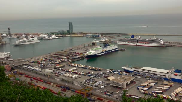 Konténer Kikötő Dokkok Hajó Kereskedelmi Áruszállítás Rakomány Barcelona Spanyolország Videó — Stock videók