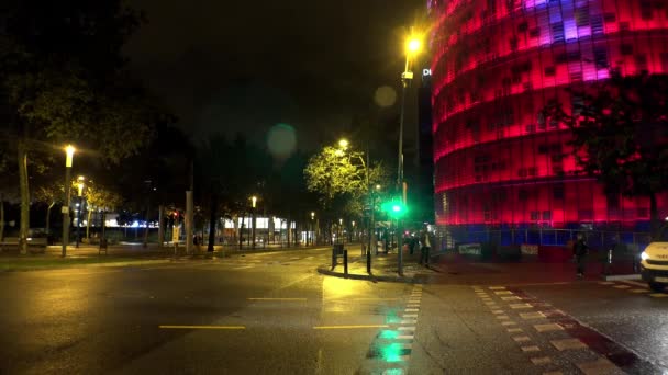 Torre Agbar Barcelona España Buenas Noches Video Uhd — Vídeos de Stock