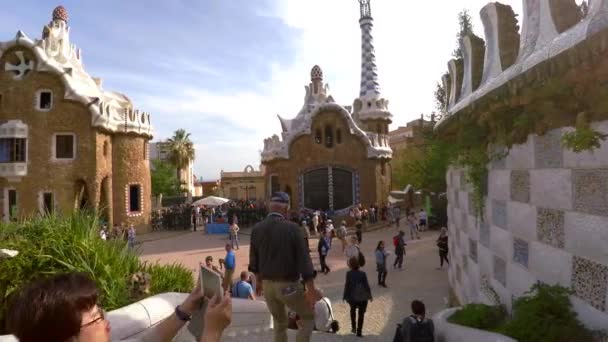 Park Guell Gaudi Barcelona Hiszpanii Film Rozdzielczości Uhd — Wideo stockowe