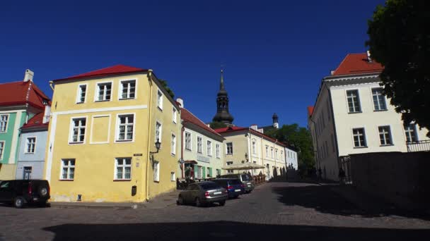 Viejo Tallin Arquitectura Casas Antiguas Calles Barrios Video Uhd — Vídeos de Stock