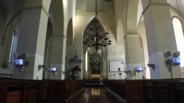 Lüteriyen kilisesi. Yaşlı Tallinn. Estonya. 4K 'da video, UHD