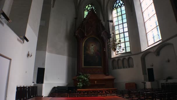 Interiores Igreja Luterana Velho Tallinn Estónia Vídeo Uhd — Vídeo de Stock