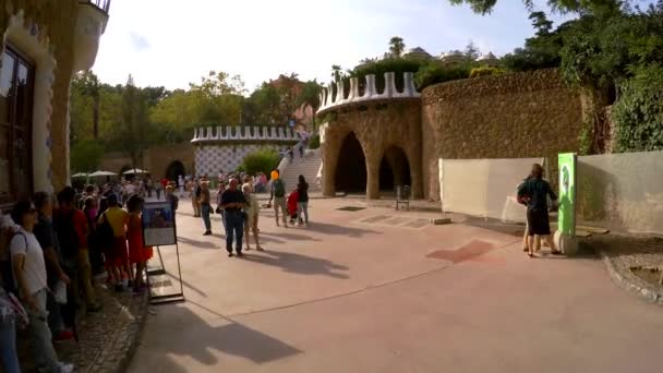 Park Güell Gaudi Barcelona Spanyolországba Videó Ban Uhd — Stock videók