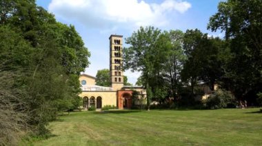 Potsdam 'da Friedenskirche. 4K 'da video, UHD