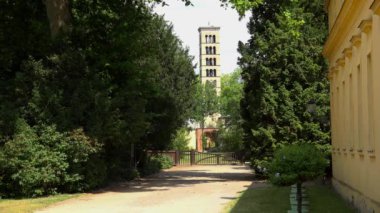 Potsdam 'da Friedenskirche. 4K 'da video, UHD