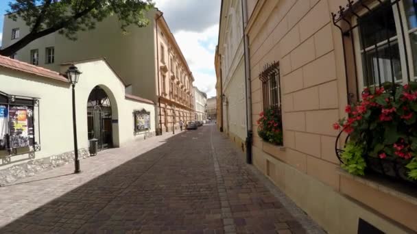 Caminhando Pelas Ruas Antigas Cracóvia Polônia Vídeo Uhd — Vídeo de Stock