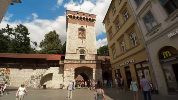 Florian Gate Florian Gate Cracóvia Polónia Vídeo Uhd — Vídeo de Stock