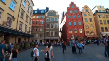Stortorget Halk Meydanı, Stockholm. Gamla stan. İsveç. 4K 'da video, UHD