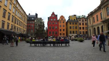 Stortorget Halk Meydanı, Stockholm. Gamla stan. İsveç. 4K 'da video, UHD